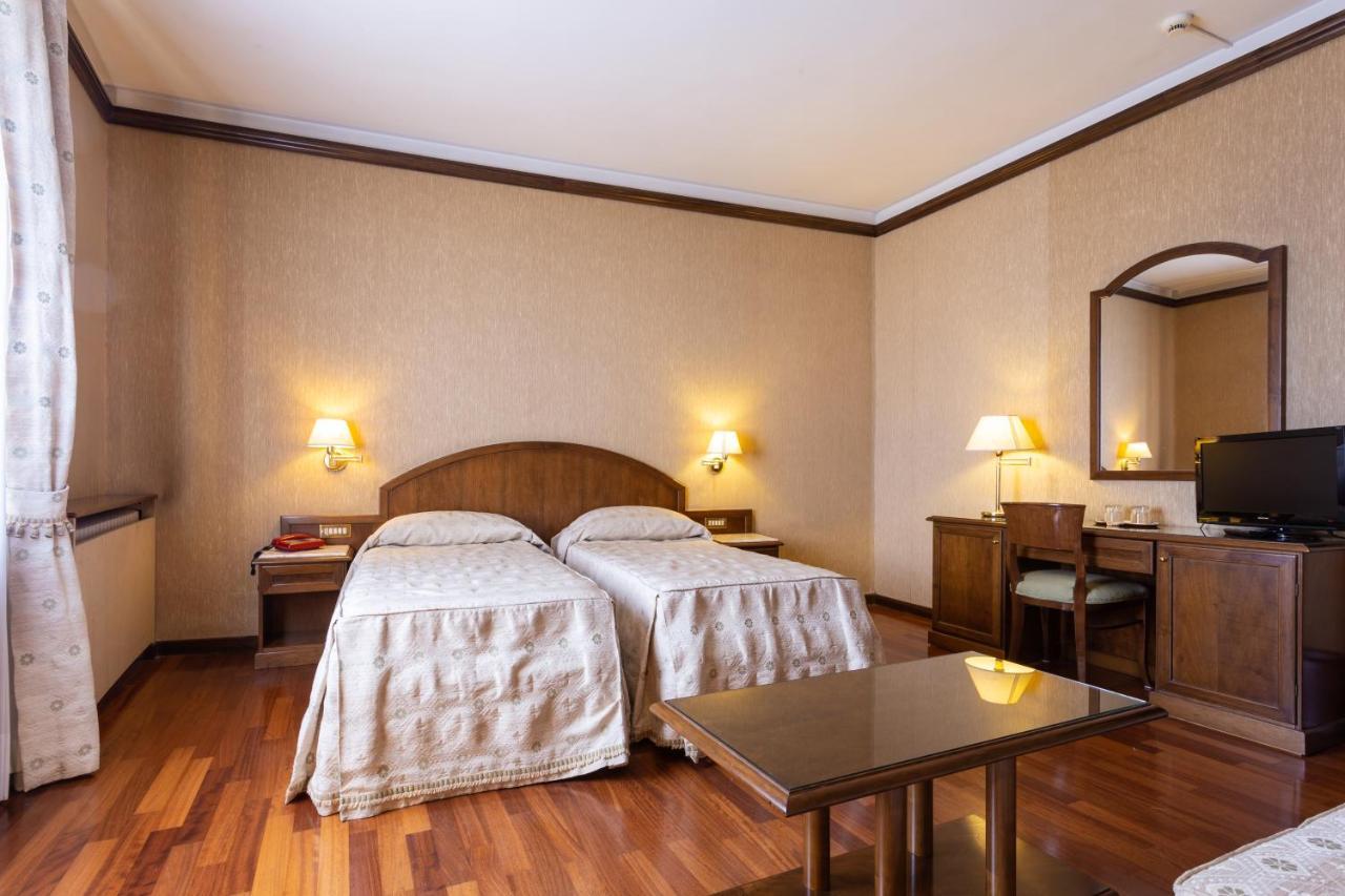 ספלו Albergo Il Cacciatore מראה חיצוני תמונה